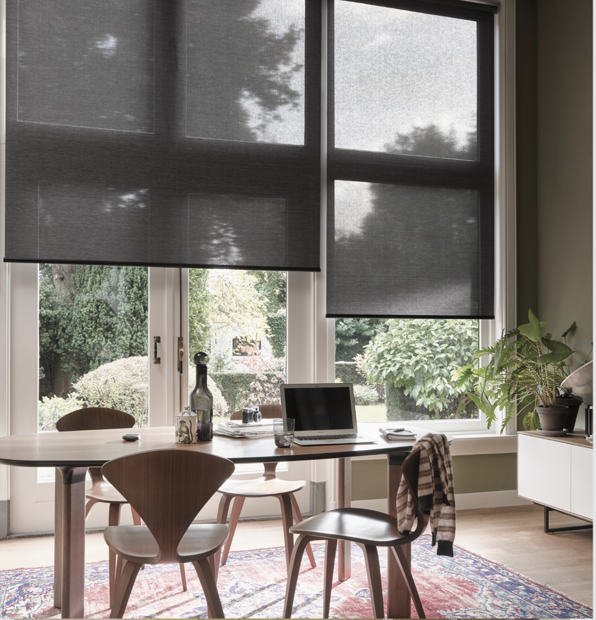 Espacio Gourmet Roller Screen